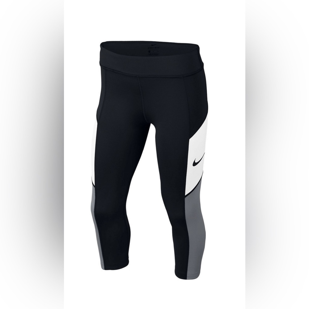 Girls Nike Trophy Leggings, Capri Length, Black/White/Gray, Size Medium